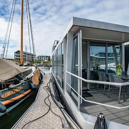 Waterlodge Blue Lagoon On A Jetty For 4 People Kamperland Esterno foto